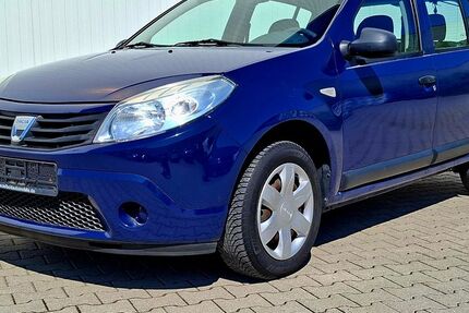 Dacia Sandero 116.000 km 3.499 &euro; Berlin 13125