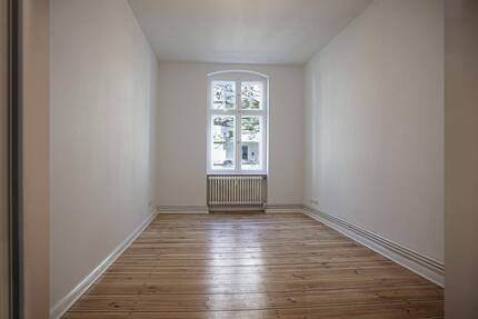 Frisch saniert & bezugsbereit: Elegante Stuckaltbauwohnung in Berlin-Pankow! 2 zimmer