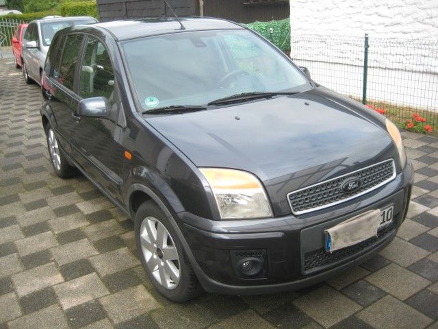 Ford Fusion 175.171 km 2.200 &euro; Blankenfelde-Mahlow 15827