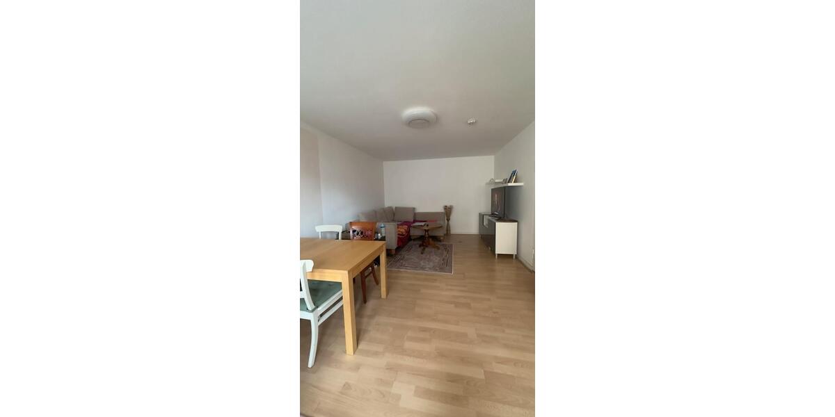 Etagenwohnung Berlin Friedrichshain-Kreuzberg - 2 Zimmer, 62 m&sup2;, 500&euro; | Angebot:25997547