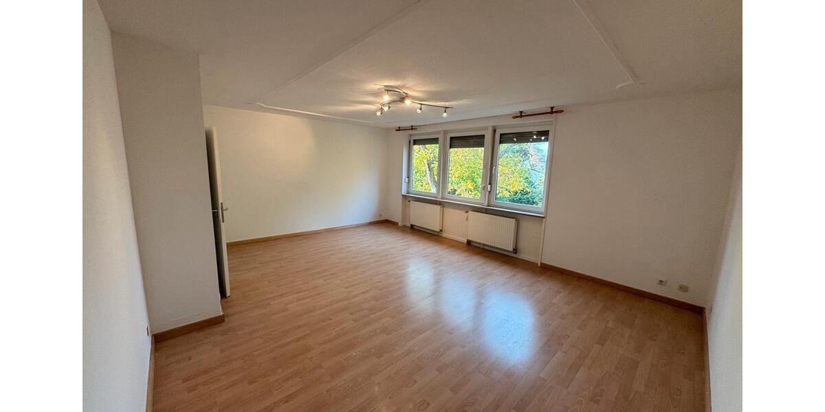 Etagenwohnung Berlin Spandau - 4 Zimmer, 99 m&sup2;, 1.900&euro; | Angebot:25953819