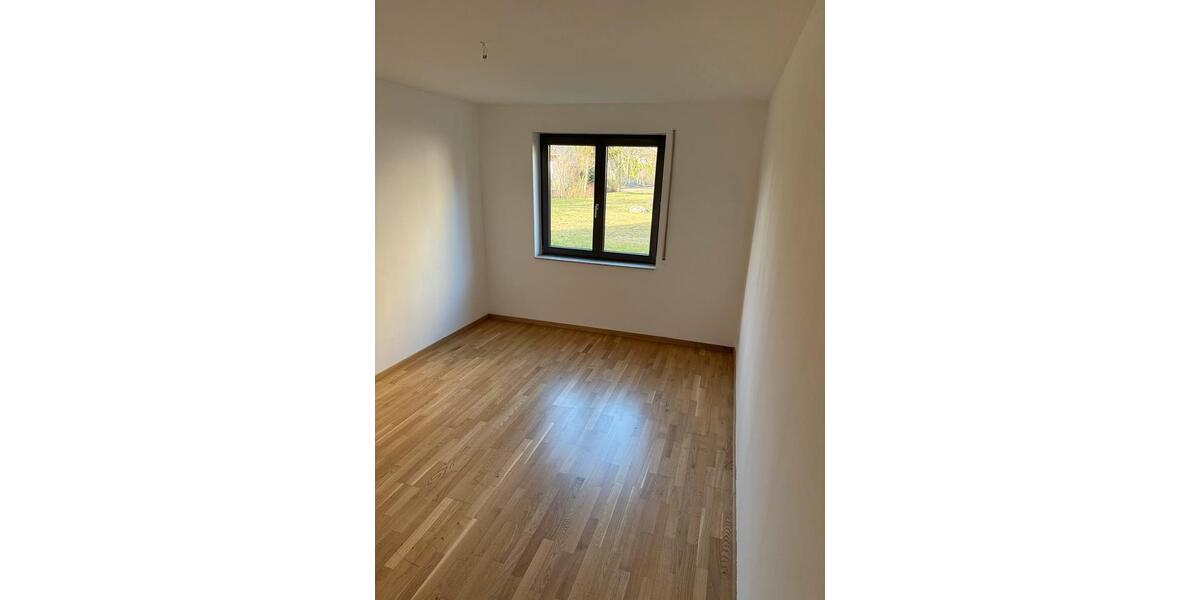 Erdgeschoßwohnung Berlin Treptow-Köpenick - 4 Zimmer, 108 m&sup2;, 1.980&euro; | Angebot:26470084