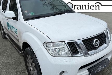 Nissan Pathfinder 105.000 km 16.990 &euro; Berlin 13509