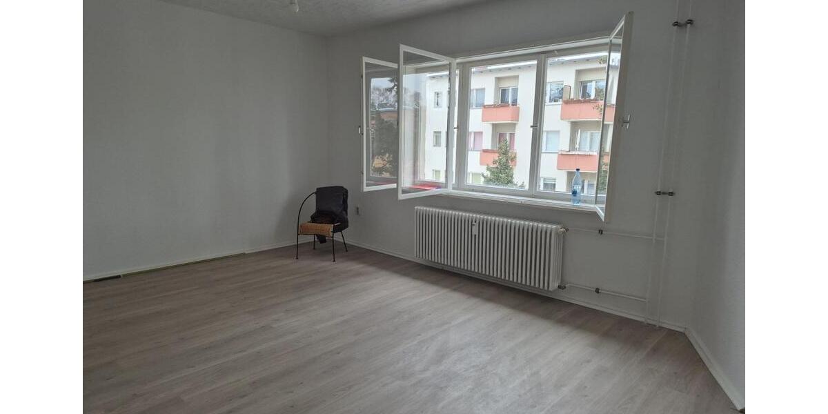 Dachgeschoßwohnung Berlin Reinickendorf - 1 Zimmer, 39 m&sup2;, 500&euro; | Angebot:24832758