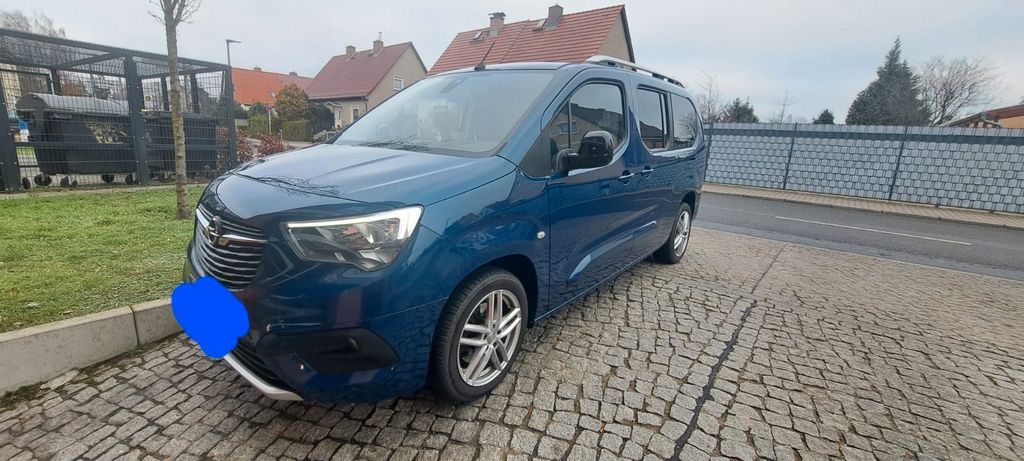 Opel Combo Life 52.000 km 18.490 € Berlin 12487