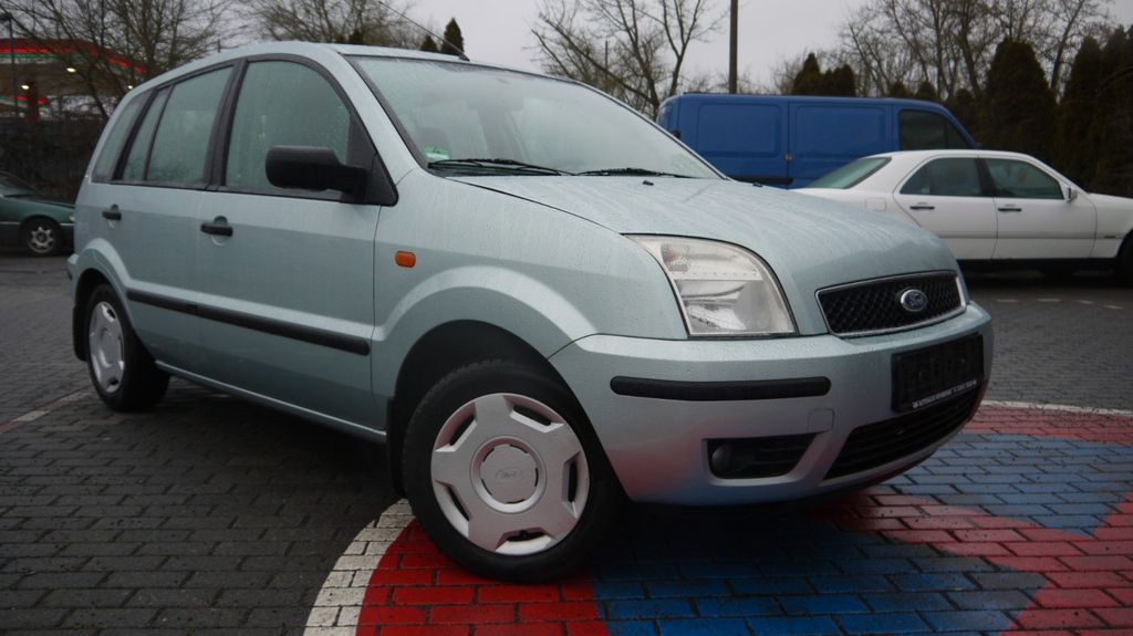 Ford Fusion 155.000 km 1.899 &euro; Berlin 12439