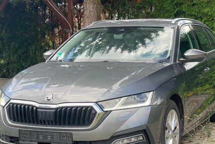Skoda Octavia 86.000 km 18.900 &euro; Berlin 12107