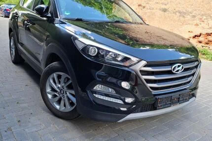 Hyundai TUCSON 106.053 km 15.990 &euro; Wandlitz 16348