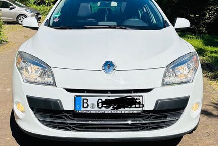 Renault Megane 122.000 km 5.000 &euro; Berlin 12349