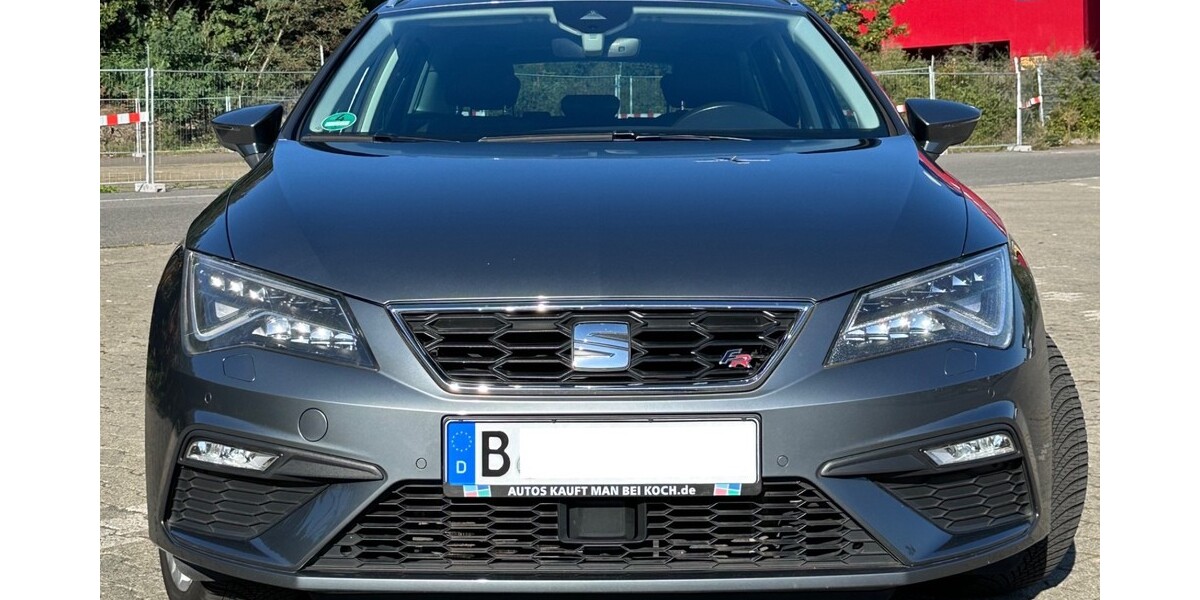 Seat Leon ST 52.000 km 15.500 € Berlin 10178