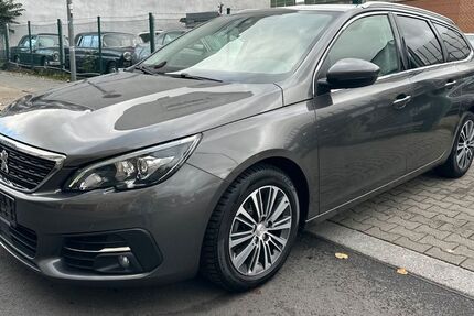 Peugeot 308 150.000 km 8.890 &euro; Berlin 12359