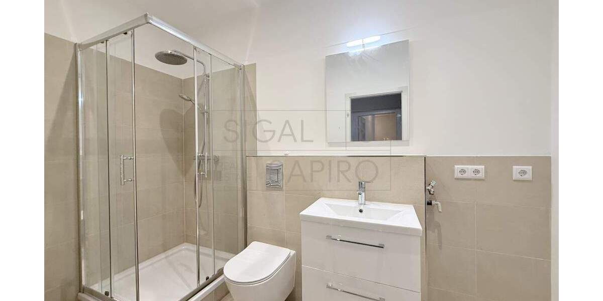 Etagenwohnung Berlin Schöneberg - 4 Zimmer, 188 m&sup2;, 4.580&euro; | Angebot:25814984