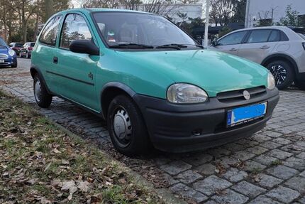 Opel Corsa 93.880 km 1.550 &euro; Berlin 12207