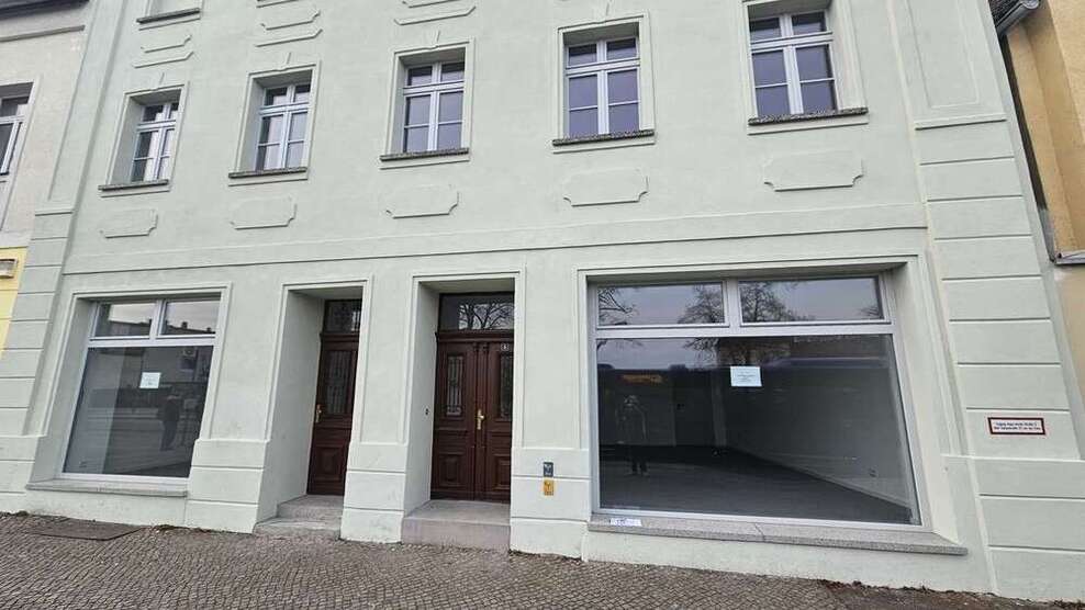 Büro in Oranienburg 2.356,38 € 131 m²
