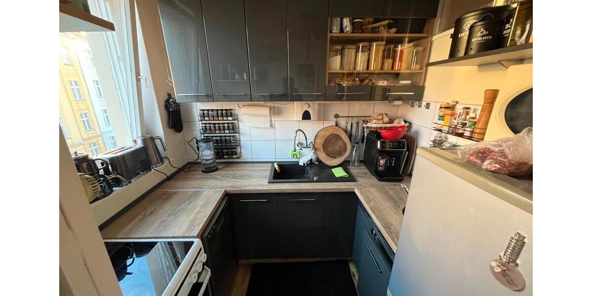 Dachgeschoßwohnung Berlin Charlottenburg-Wilmersdorf - 1 Zimmer, 37 m&sup2;, 700&euro; | Angebot:25995334
