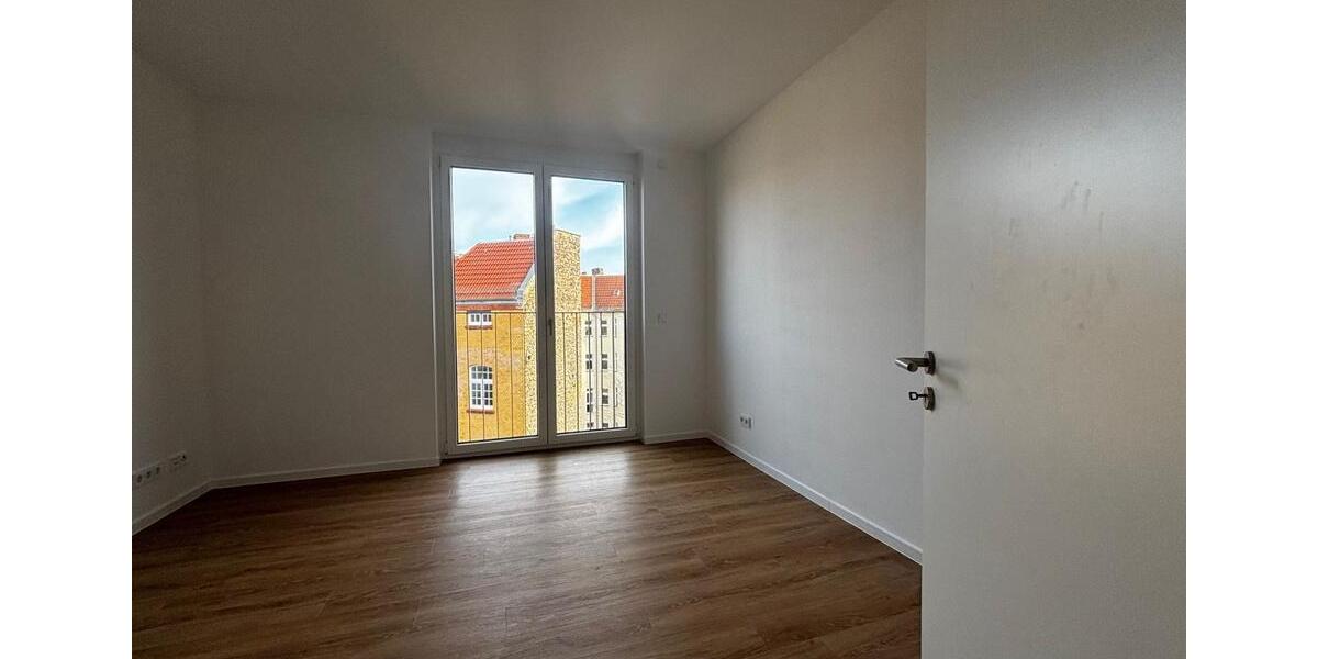 Etagenwohnung Berlin Neukölln - 4 Zimmer, 87 m&sup2;, 2.449&euro; | Angebot:24976415