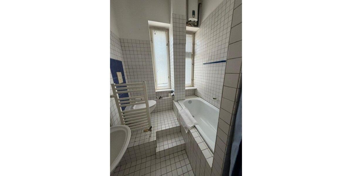 Etagenwohnung Berlin Charlottenburg-Wilmersdorf - 4 Zimmer, 93 m&sup2;, 420.000&euro; | Angebot:27060925