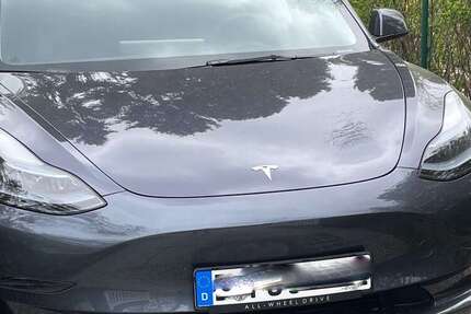 Tesla Model 3 25.500 km 32.900 &euro; Berlin, Stadt 14089