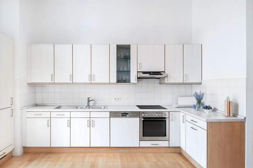 Lichtdurchfluteter Altbau in ruhiger Lage nahe Spree und Regierungsviertel 3 zimmer