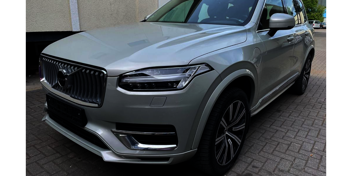 Volvo XC90 159.500 km 32.900 &euro; Berlin 12057