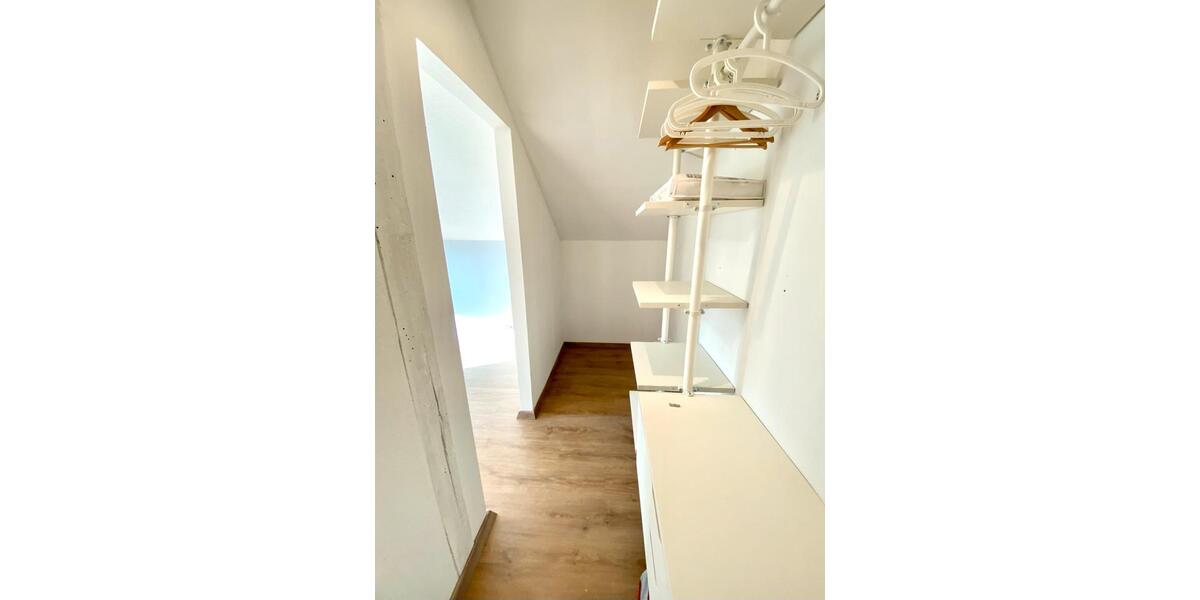 Dachgeschoßwohnung Berlin Lichtenberg - 3 Zimmer, 86 m&sup2;, 499&euro; | Angebot:26317826