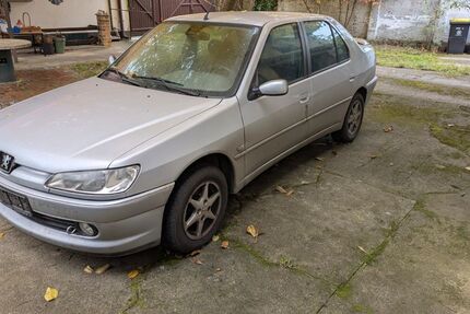 Peugeot 306 136.000 km 600 € Oranienburg 16515