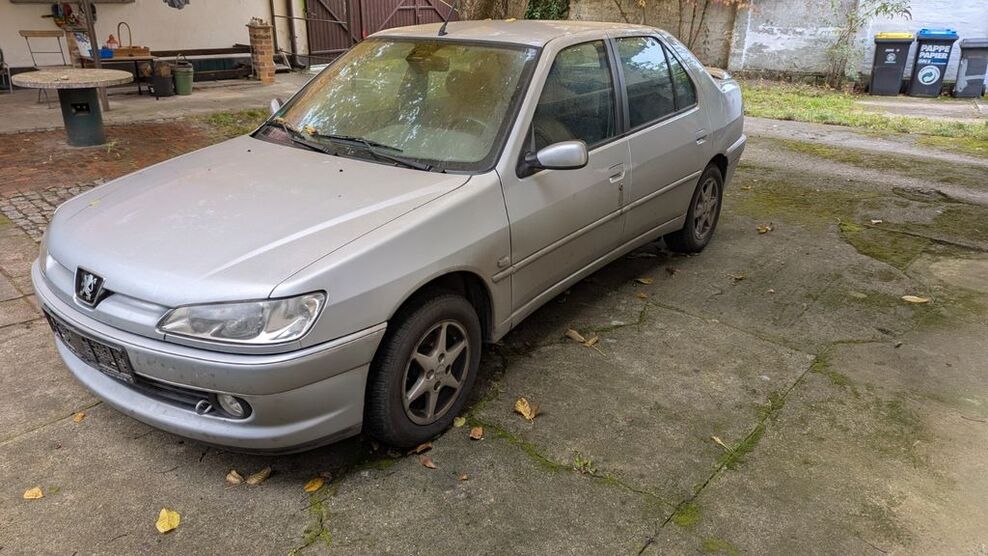 Peugeot 306 136.000 km 600 € Oranienburg 16515