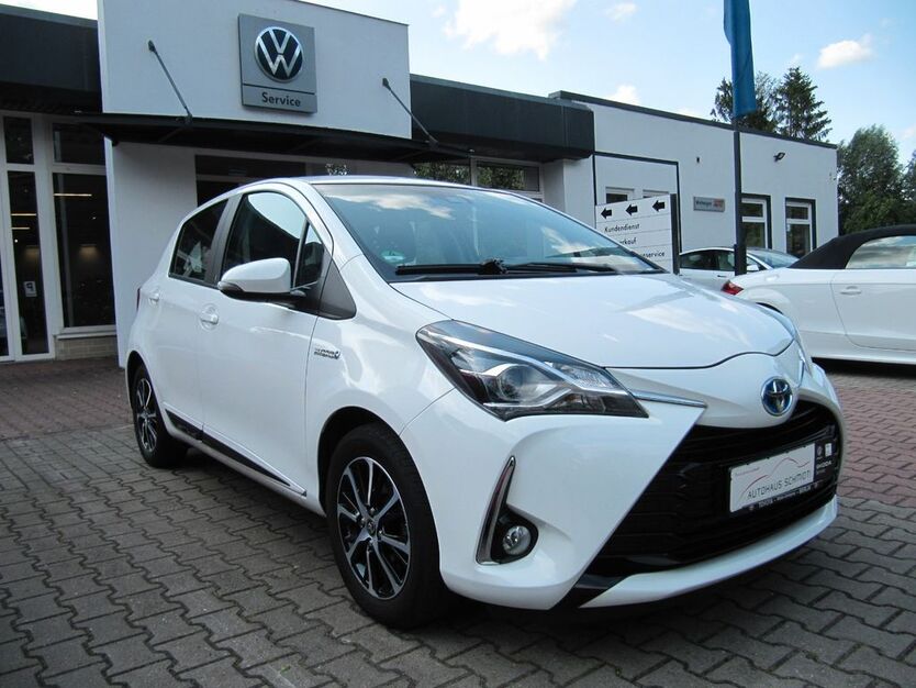 Toyota Yaris 94.093 km 13.990 € Hennigsdorf 16761
