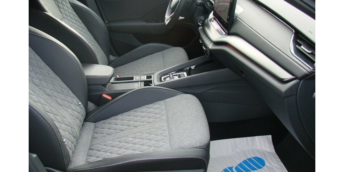 Skoda Octavia 2.0TDi Sportline LED 360º Canton HUD 39.383 km 29.980 &euro; Falkensee 14612