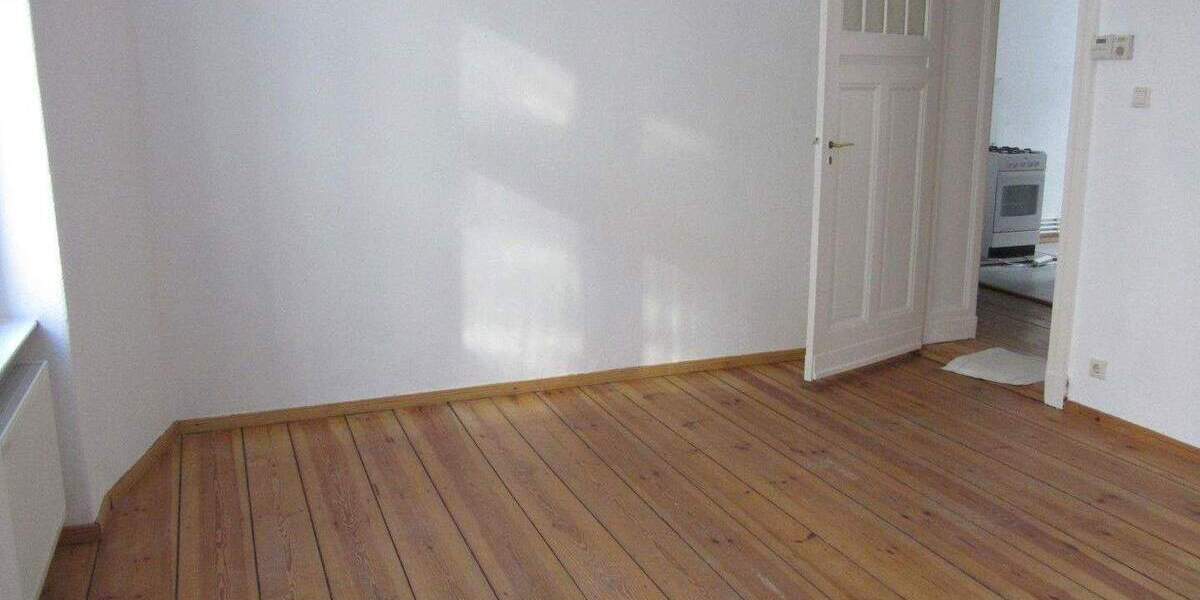 Spacious 2 bedrooom apartment in leafy Pankow district with kitchen and furniture 2 zimmer