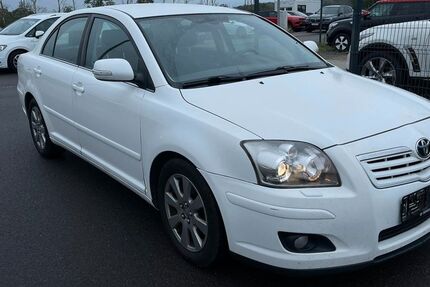 Toyota Avensis 194.000 km 3.700 &euro; Wildau 15745