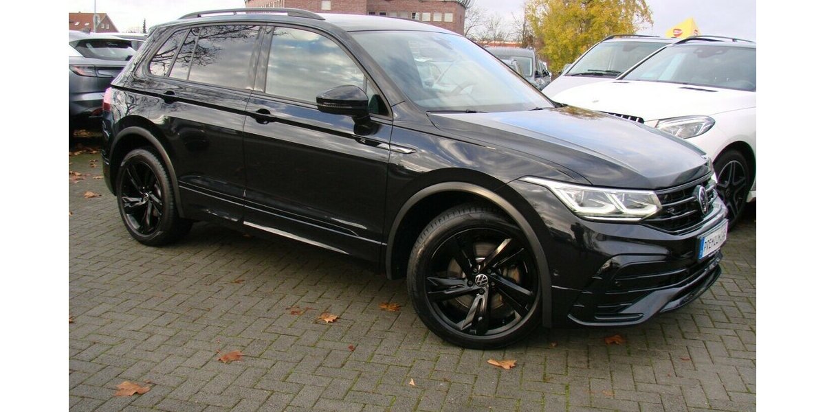 VW Tiguan 2.0TDi R-Line 4M BlackStyle ACC IQ LIGHT 41.763 km 35.980 &euro; Falkensee 14612