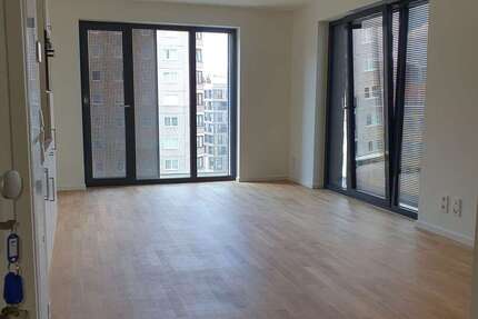 Wohnung Berlin Mitte - 1 Zimmer, 32 m&sup2;, 1.080&euro; | Angebot:26632447