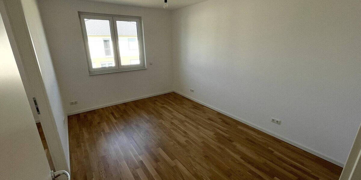 Doppelhaushälfte Schöneiche bei Berlin - 6 Zimmer, 140 m&sup2;, 2.300&euro; | Angebot:25910518