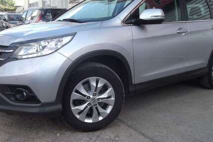 Honda CR-V 132.000 km 11.899 € Berlin 12277