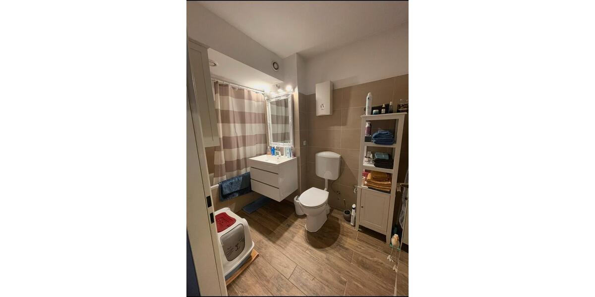 Dachgeschoßwohnung Berlin Steglitz-Zehlendorf - 3 Zimmer, 85 m&sup2;, 1.100&euro; | Angebot:26691829