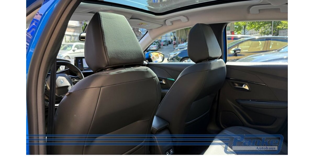 Peugeot 208 Allure*Pano*R-Cam*Navi*Keyless*LED* 32.381 km 13.690 &euro; Berlin 13187