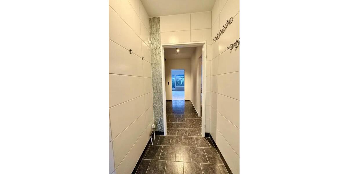 Etagenwohnung Berlin Spandau - 5 Zimmer, 150 m&sup2;, 1.950&euro; | Angebot:25050296