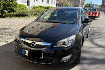Opel Astra 185.100 km 3.999 &euro; Berlin 12437