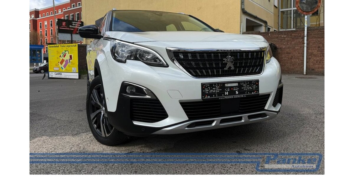 Peugeot 3008 Pano*F+R-Cam*Leder*Navi*Car-Play*E-Heck* 68.784 km 15.990 &euro; Berlin 13187