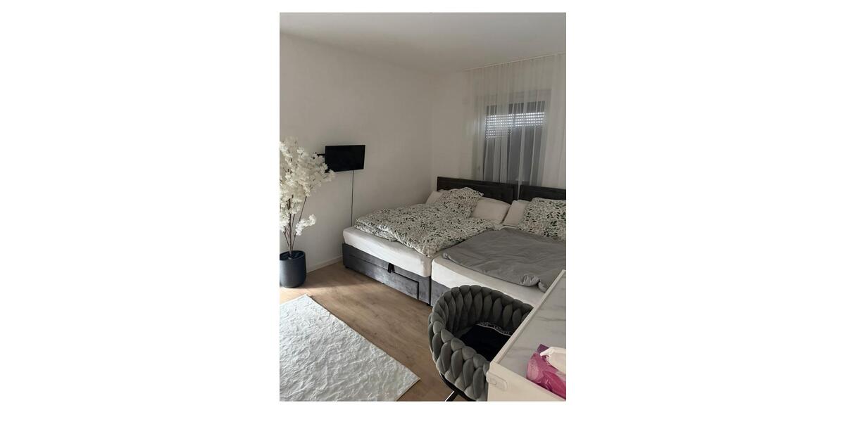 Erdgeschoßwohnung Schönefeld - 3 Zimmer, 88 m&sup2;, 1.500&euro; | Angebot:25944241