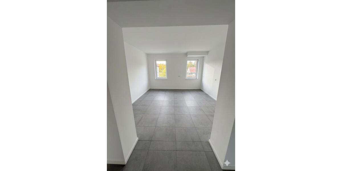 Etagenwohnung Rüdersdorf bei Berlin Hennickendorf - 5 Zimmer, 139 m&sup2;, 1.599&euro; | Angebot:25981425