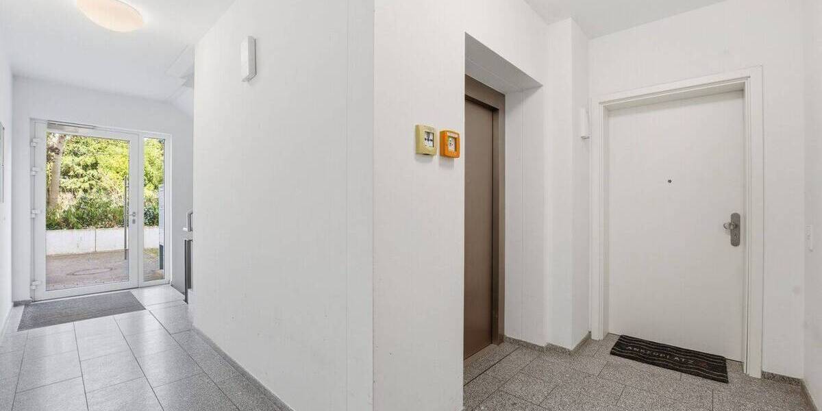 Etagenwohnung Berlin Zehlendorf - 3 Zimmer, 92 m&sup2;, 785.000&euro; | Angebot:26128523