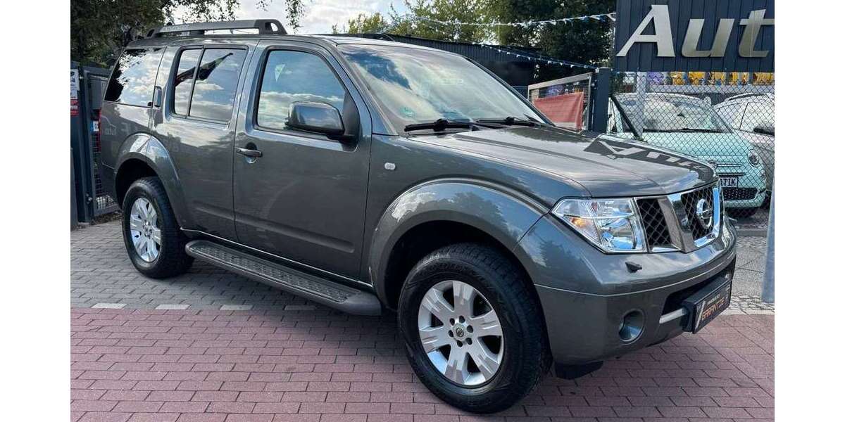Nissan Pathfinder 187.620 km 11.990 &euro; Berlin 13127