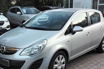 Opel Corsa 136.300 km 4.150 &euro; Berlin 13409