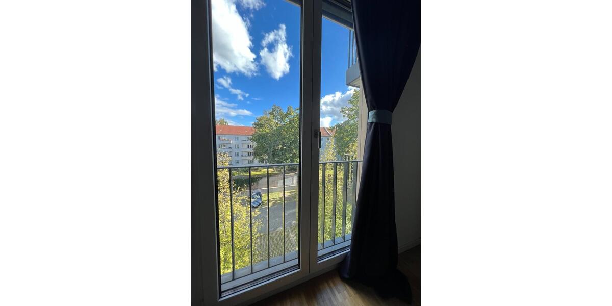 Etagenwohnung Berlin Rummelsburg - 4 Zimmer, 101 m&sup2;, 2.150&euro; | Angebot:25406000