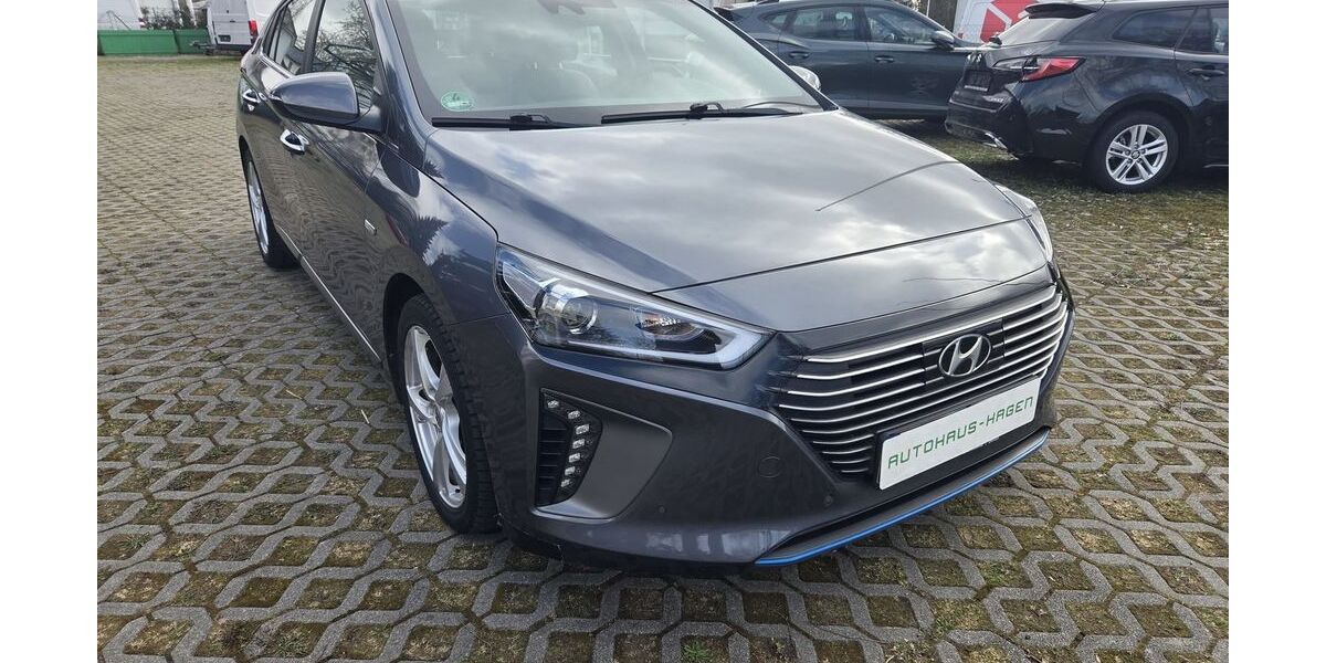 Hyundai IONIQ 101.076 km 10.800 &euro; Berlin 13053