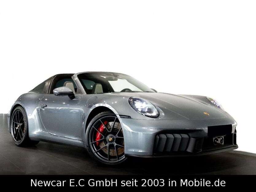 Porsche 992 3.200 km 217.490 € Berlin 14052