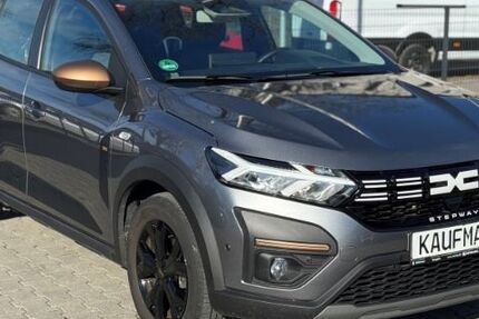 Dacia Sandero 11.852 km 16.890 &euro; Berlin 13581