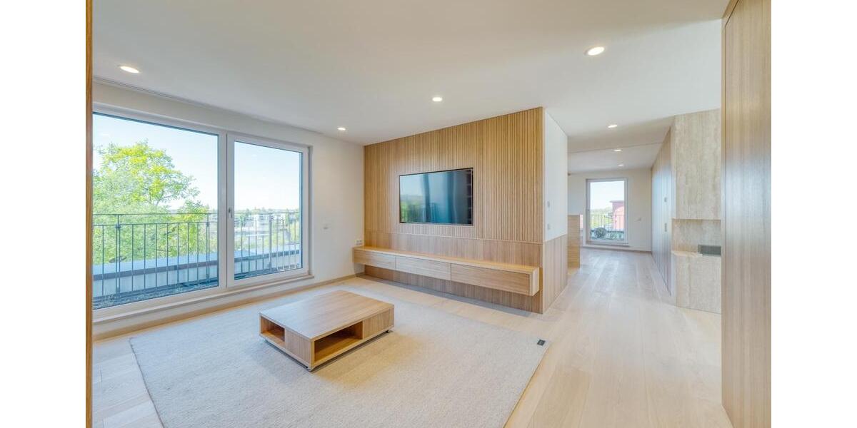 Dachgeschoßwohnung Berlin Treptow-Köpenick - 5 Zimmer, 159 m&sup2;, 3.250&euro; | Angebot:24831141